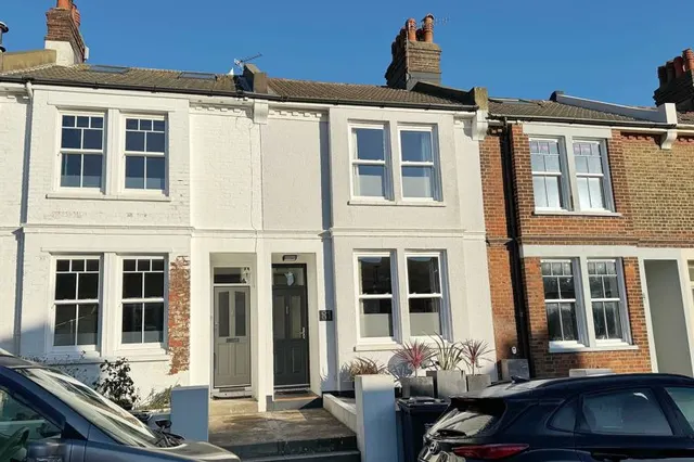 Sandgate Road, Brighton BN1 6JP, photo 1
