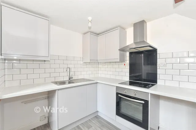 Alexandra Road, Sheerness, ME12, photo 2