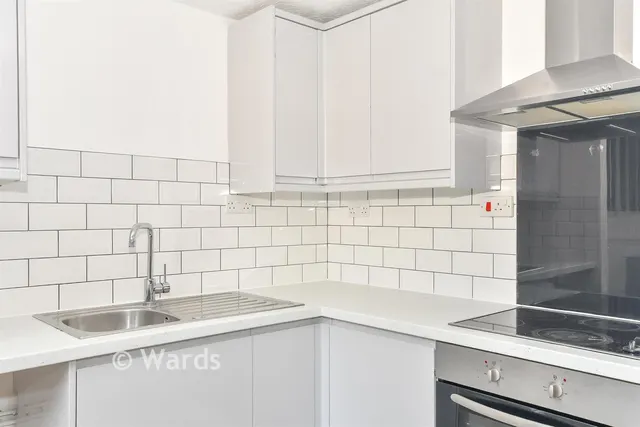 Alexandra Road, Sheerness, ME12, photo 3