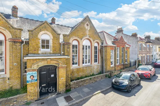 Alexandra Road, Sheerness, ME12, photo 1