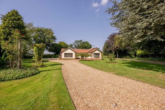 West Acre Road, Swaffham, PE37, photo 3