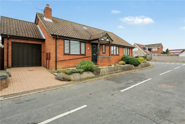 Sidell Close, Cringleford, Norwich, Norfolk, NR4, photo 1