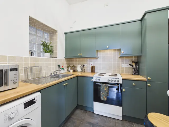 Rossmore Apartments, Ormeau Road, Belfast, BT7, photo 1