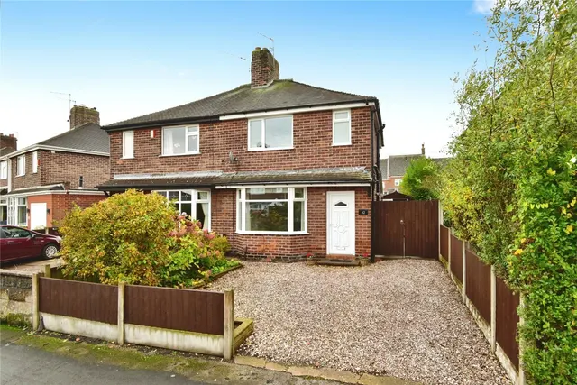 Somerville Avenue, Newcastle, Staffordshire, ST5, photo 1