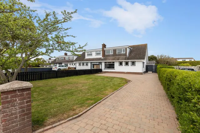 Moss Road, Millisle, BT22, photo 1