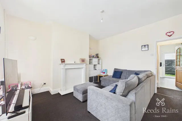 Photo 2 — Kensington Street, Hyde, Greater Manchester, SK14