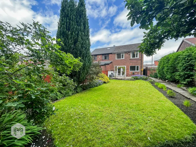 Waverley Road, Bolton, BL1, photo 1