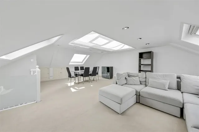 Parkhill Road Belsize Park, London NW3 2YH, photo 1