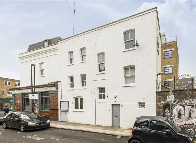 Ellsworth Street, E2, photo 1