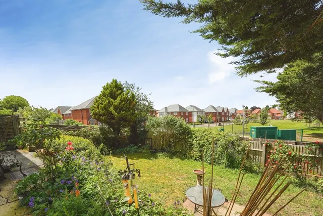 Photo 2 — Hinton Road, Gloucester, Gloucestershire, GL1