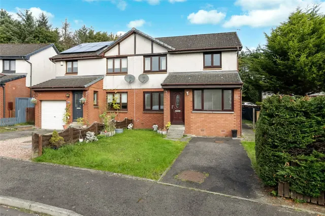 4 bedroom house, Waverley Crescent, Livingston, EH54