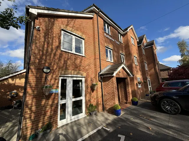 Upper Gordon Road, Camberley, GU15, photo 1