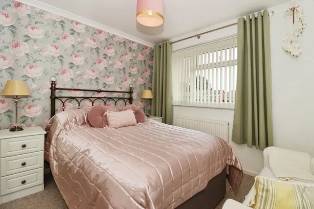 Photo 3 — Falcon Drive, Patchway, Bristol, Gloucestershire, BS34