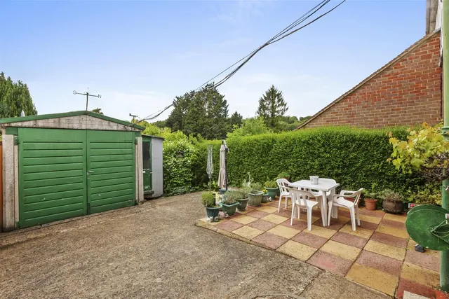 Healey Avenue, High Wycombe, HP13, photo 2