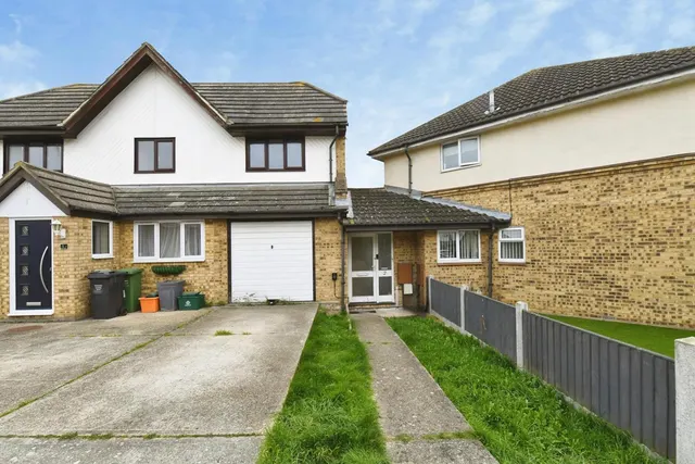 Orlando Drive, Basildon, Essex, SS13, photo 1
