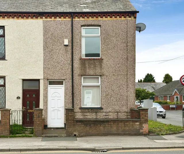 Bolton Road, Ashton-In-Makerfield, WN4, photo 1