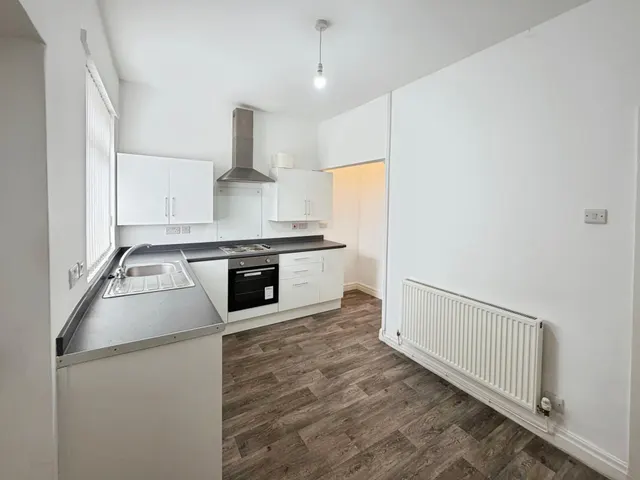 Bolton Road, Ashton-In-Makerfield, WN4, photo 3