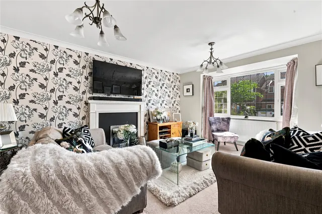 Abelia Close, West End, GU24, photo 2