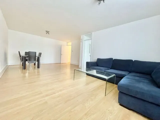 Photo 3 — Upper Ground, London SE1 9LP