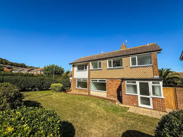 Bracken Road, Eastbourne, photo 1