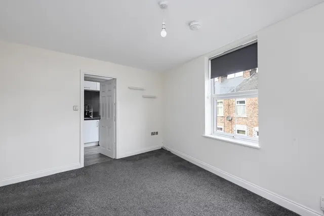 Albany Street, York, YO26, photo 3