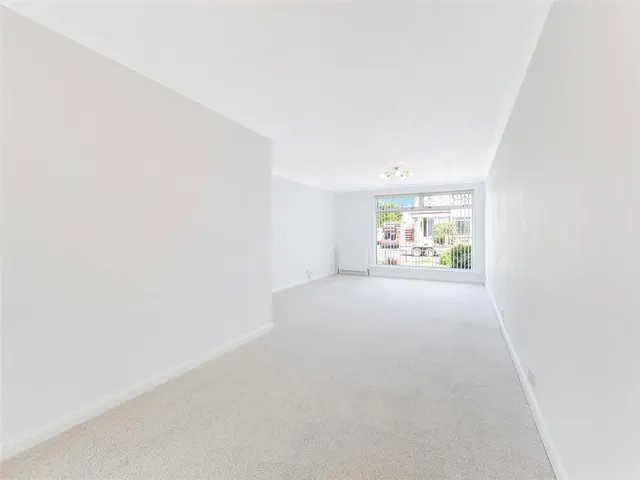 Photo 2 — Ryan Road, Wemyss Bay, Inverclyde, PA18