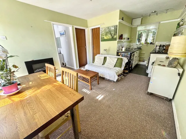 Photo 2 — Bryn Siriol, Llanddulas, Conwy, LL22 8HE