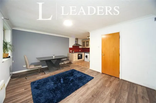 Earls Meade, Luton, LU2, photo 2