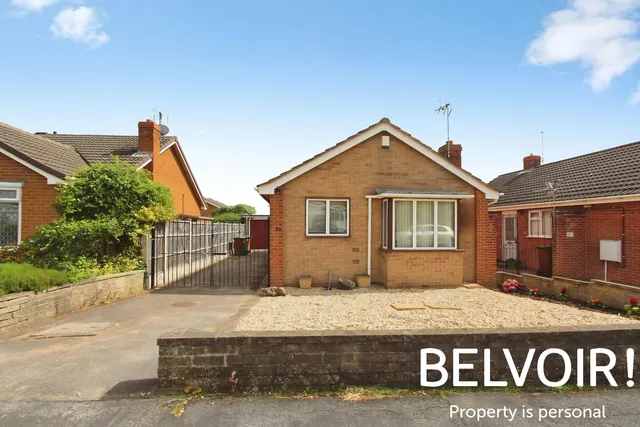 Benington Drive, Wollaton, NG8, photo 1