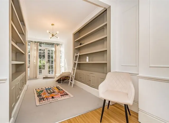 Photo 2 — Pelham Street, South Kensington, SW7