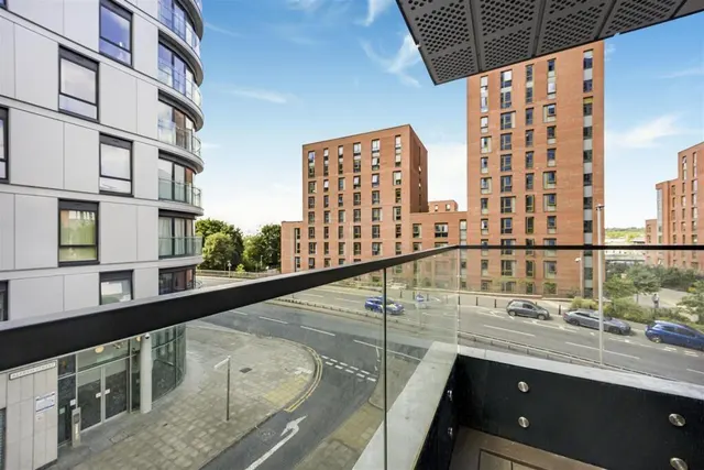 Alfred Street, Reading, RG1, photo 2