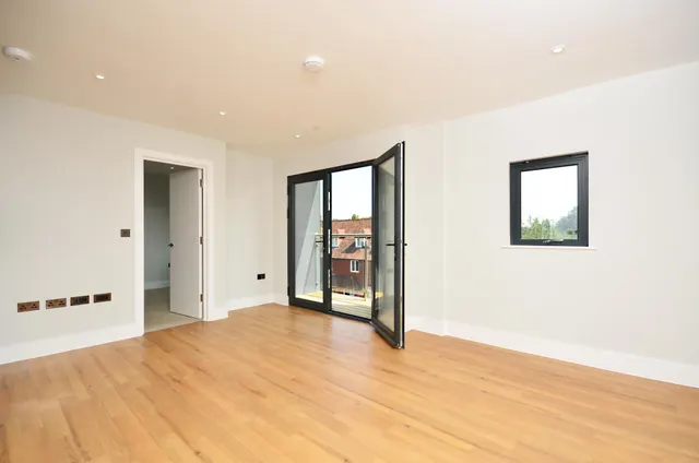 Photo 2 — Flat 16, Magna West, Lavender Park Road, West Byfleet