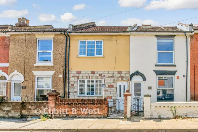 Margate Road, Southsea, PO5, photo 1