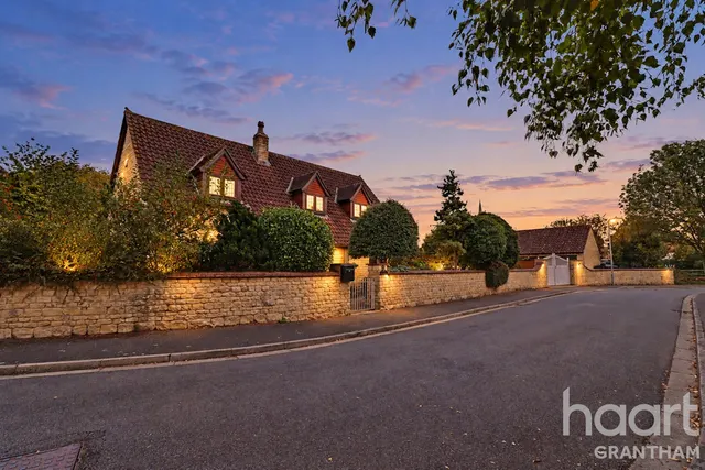 Waterloo Close, Grantham, NG32, photo 1