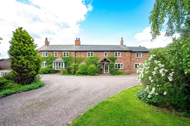 Huxley Lane, Brassey Green, CW6, photo 2