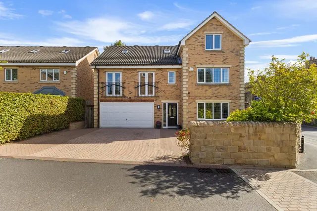 6 bedroom house, Beaufort Mews, Ackworth