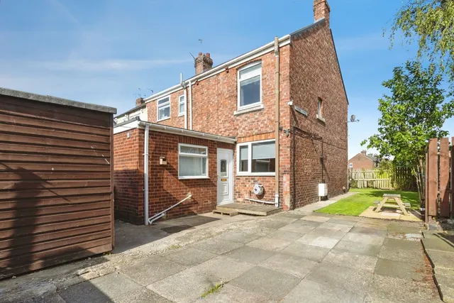 Thomas Street, Langley Park, Durham, DH7, photo 1