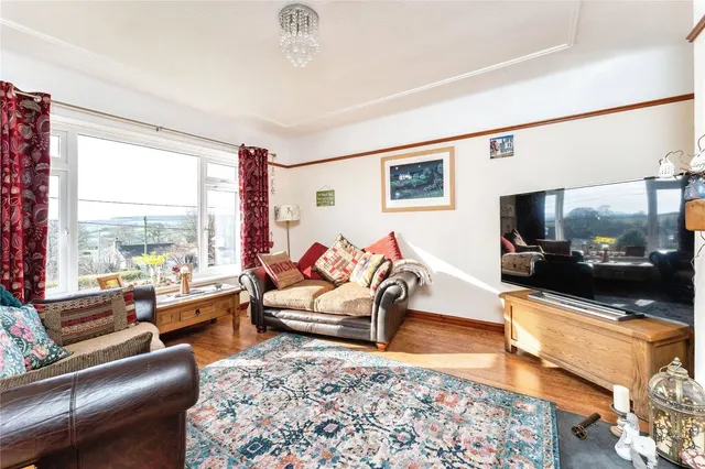 London Road, Trelawnyd, LL18, photo 3