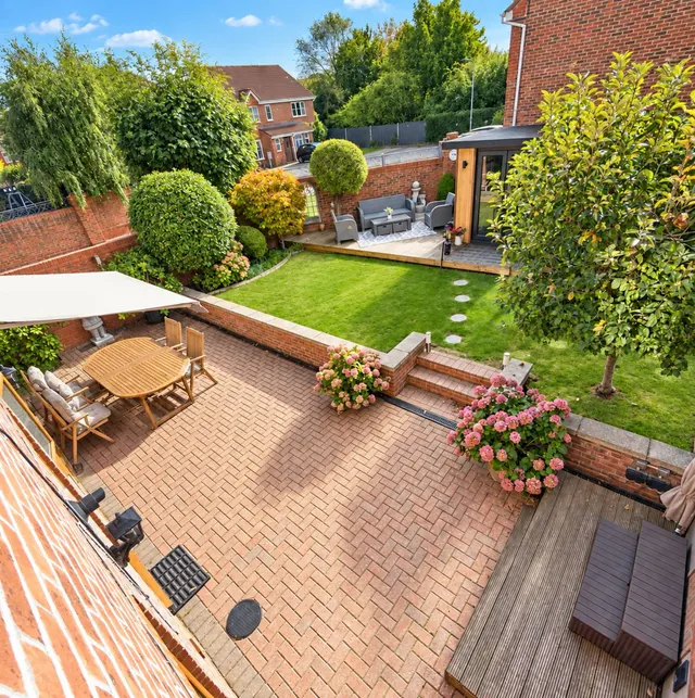Nottingham Grove, Bletchley, MK3, photo 2