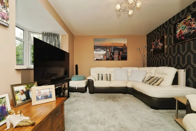 Orchard Avenue, Cheltenham, GL51, photo 2