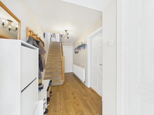 Beech Avenue, Lane End, HP14, photo 3