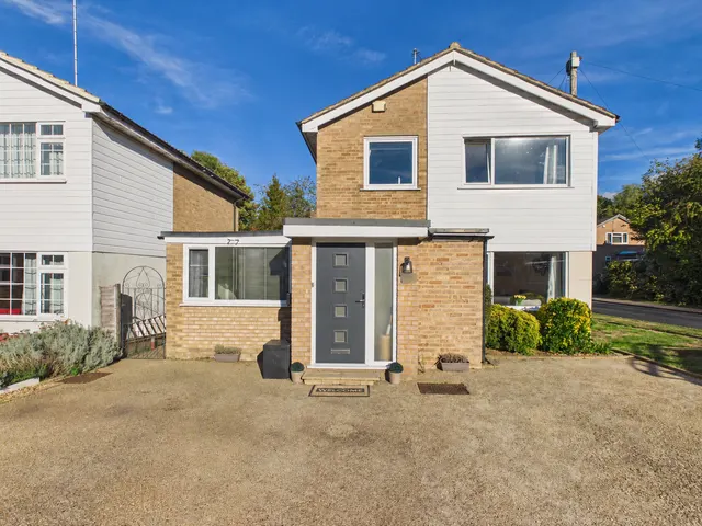 Beech Avenue, Lane End, HP14, photo 1