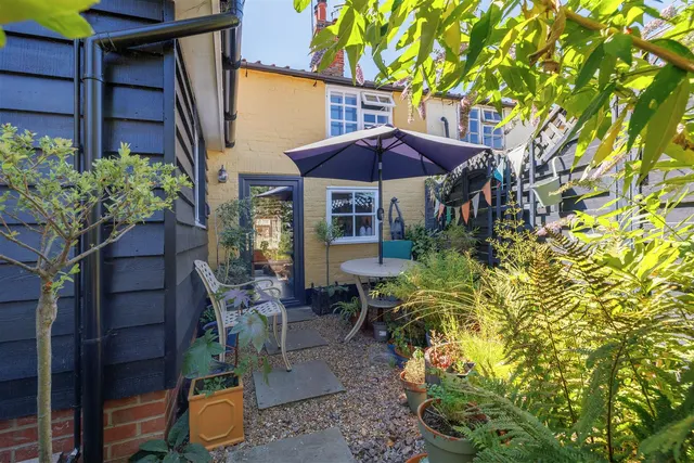 Sandy Lane, Holton, IP19, photo 1