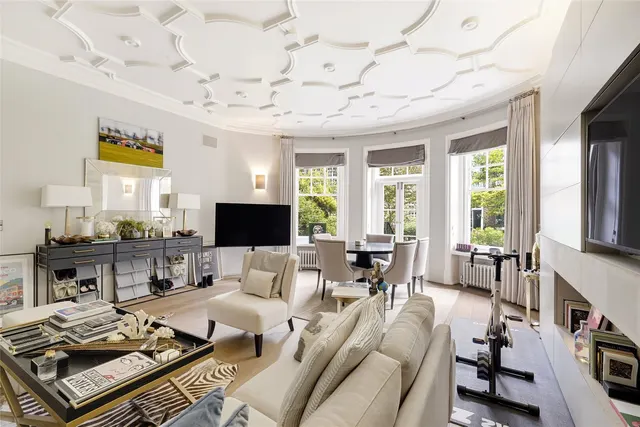 Sloane Court West, Chelsea, SW3, photo 1