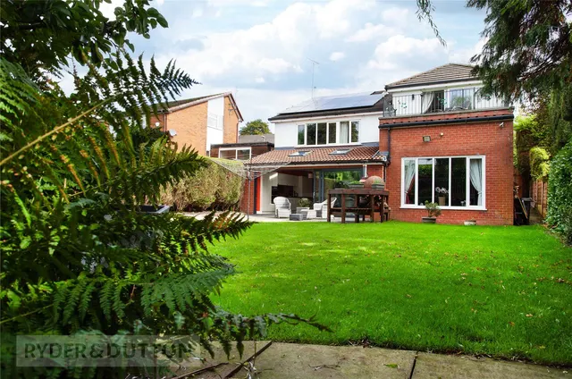 Tandlewood Park, Royton, OL2, photo 1