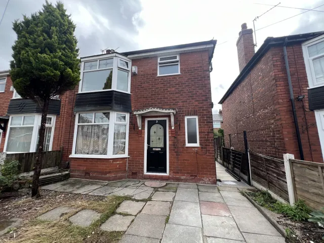 Milton Avenue, Droylsden, M43, photo 1