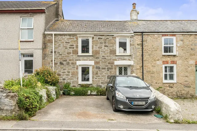 Gew Terrace, Redruth, TR15, photo 3