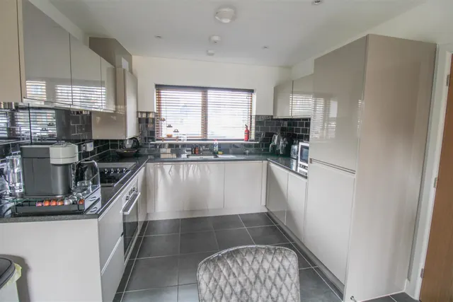 Crossbill Way, Newhall, CM17, photo 2