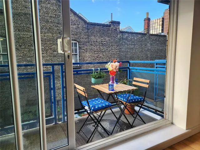 Photo 3 — Lower Marsh, SE1