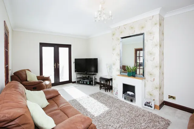 Photo 3 — Llanarth Street, Caerphilly